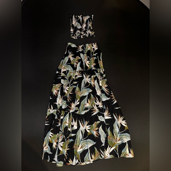 Floral Two-Piece Set - Picture 2 of 2